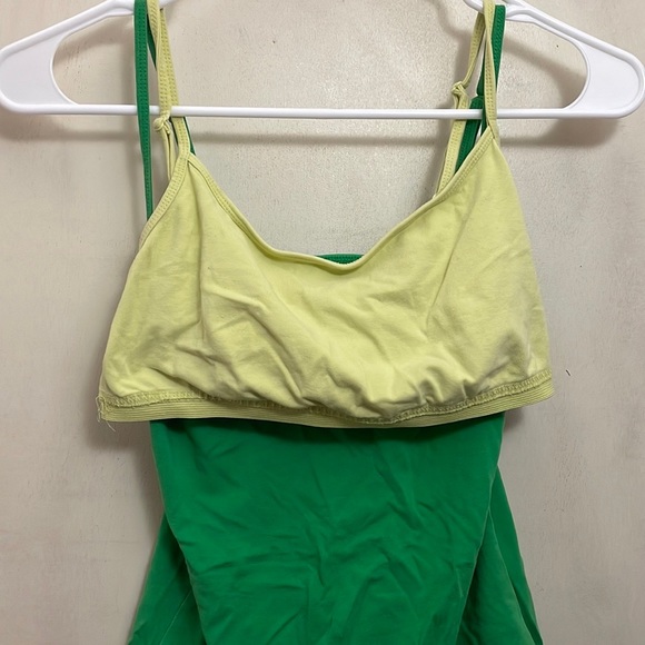 ✨Donated✨ 💝5/$25💝 Tank top with Sports bra - Picture 5 of 5